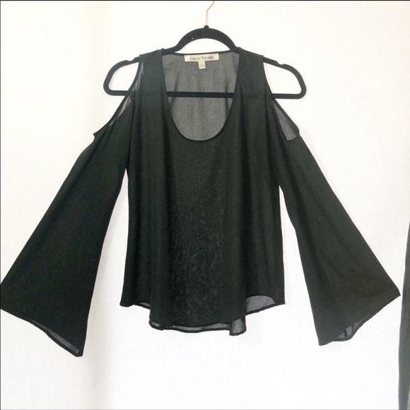 Lovers + Friends small black cold shoulder top - Picture 1 of 5